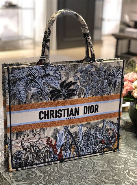 christian dior tote purse|christian dior purses on displays.